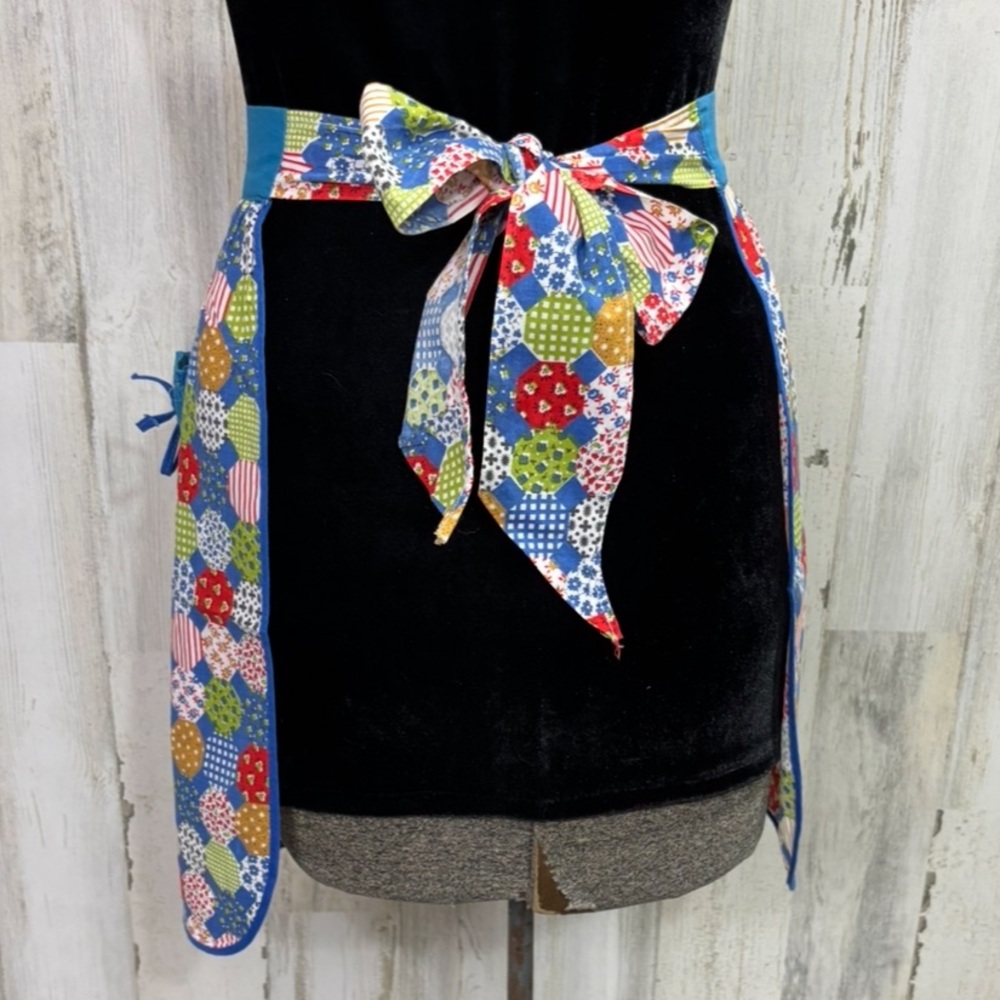 Vintage Handmade Blue Patchwork Pattern Half Apron - image 5